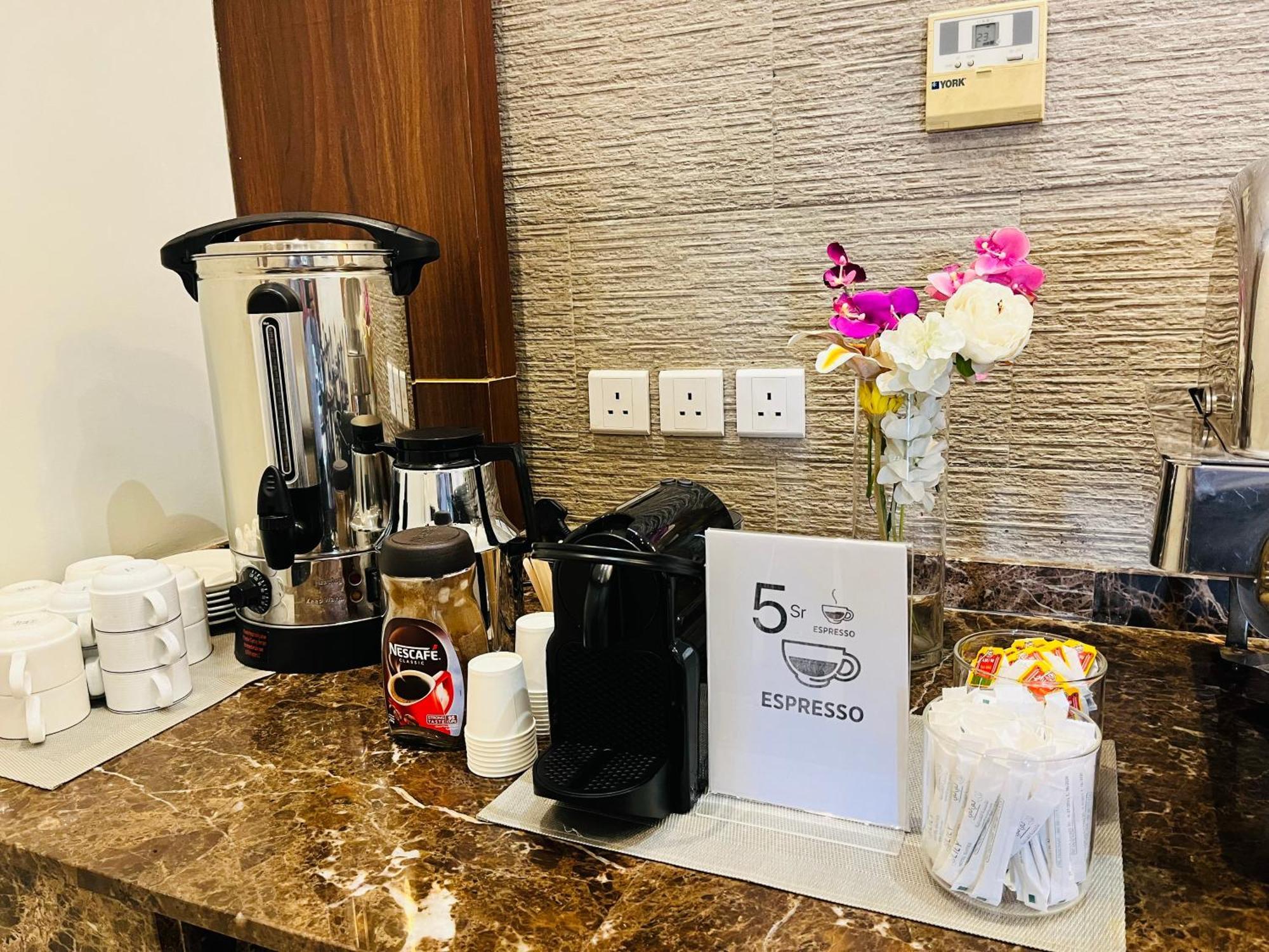 Lily Hotel Suite Mubarraz Al-Hofuf Dış mekan fotoğraf