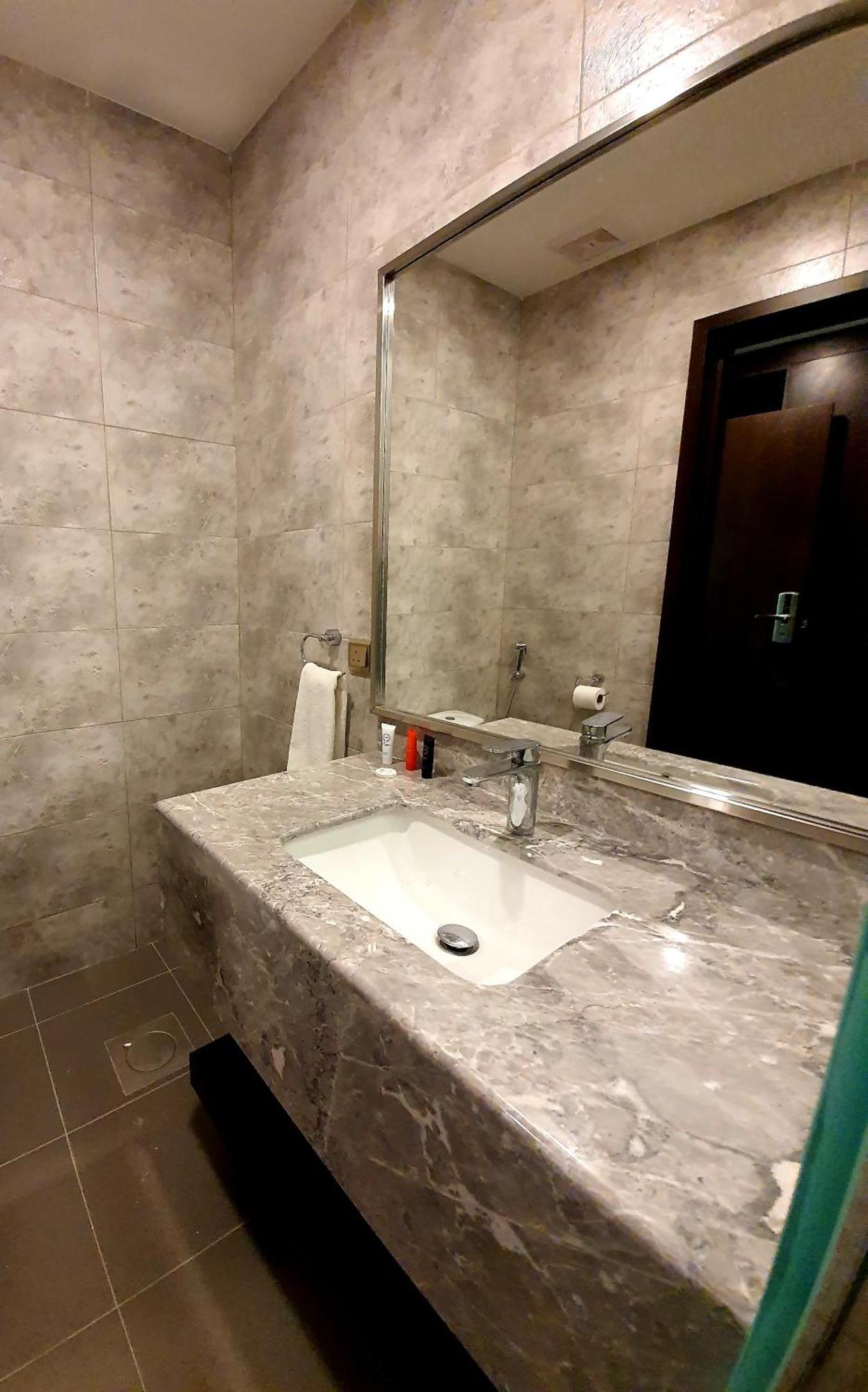 Lily Hotel Suite Mubarraz Al-Hofuf Oda fotoğraf